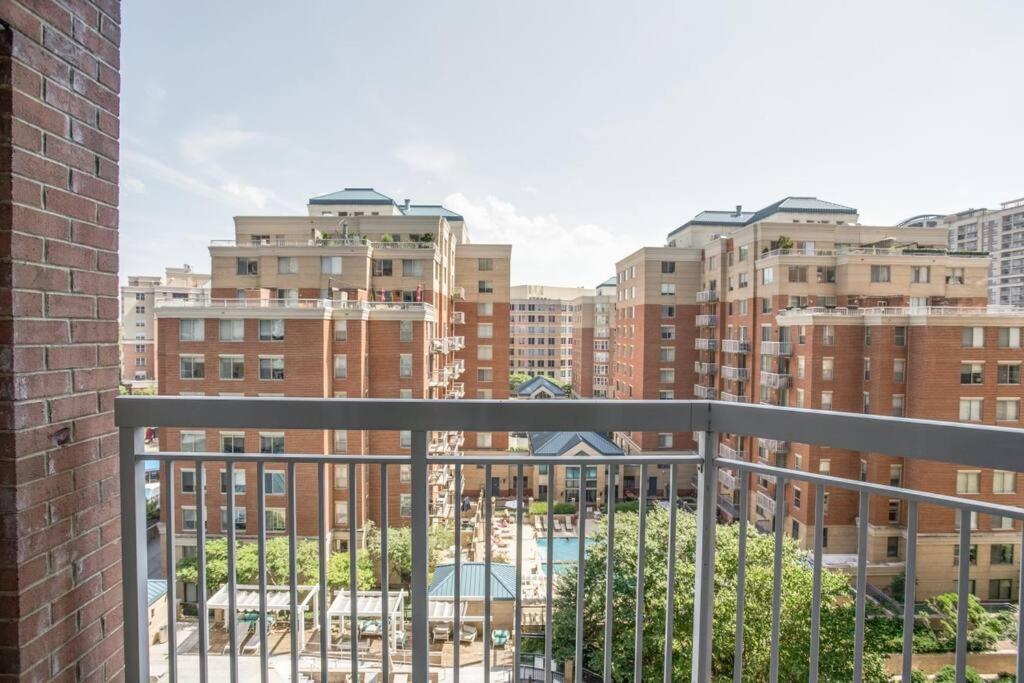 Fantastic 1 Bedroom Condo At Ballston With Gym Arlington Exterior foto